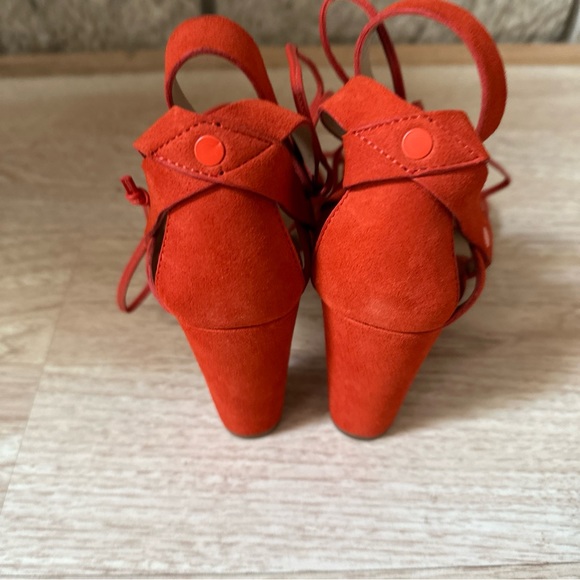 New Banana Republic Suede Strappy Lace up Sandals 8.5  Blovk Heels - Picture 5 of 10